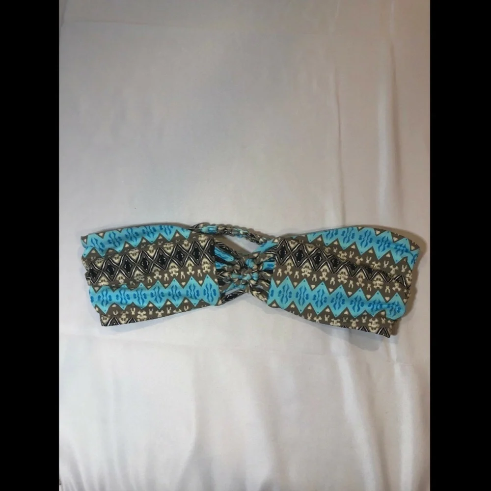 NEW Frankie's Bikinis Mary Jane Macrame‎ Bandeau Ikat Bikini Top in Small